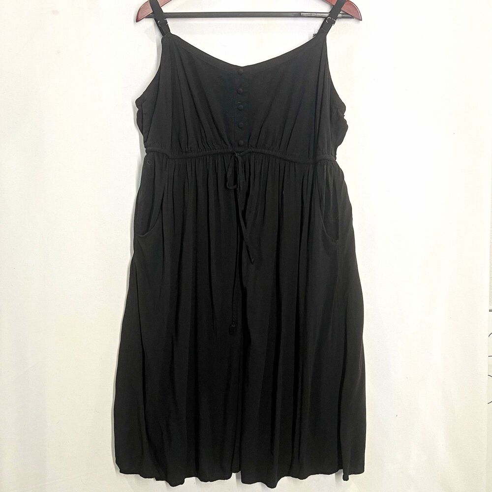Torrid Dress Black Knee Length A-Line V-Neck Sleeveless Button Front Size 2 Plus